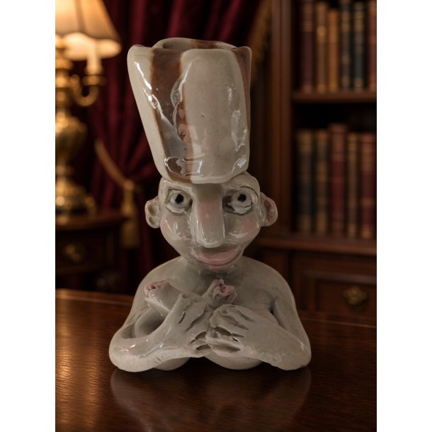 Figur med hat